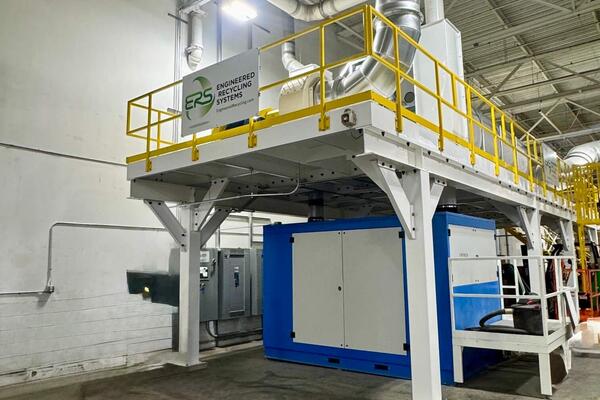 ERS CCM® OCT Filter system supporting improved dust collection, cleaner operation, and stable airflow on a tissue converting line.